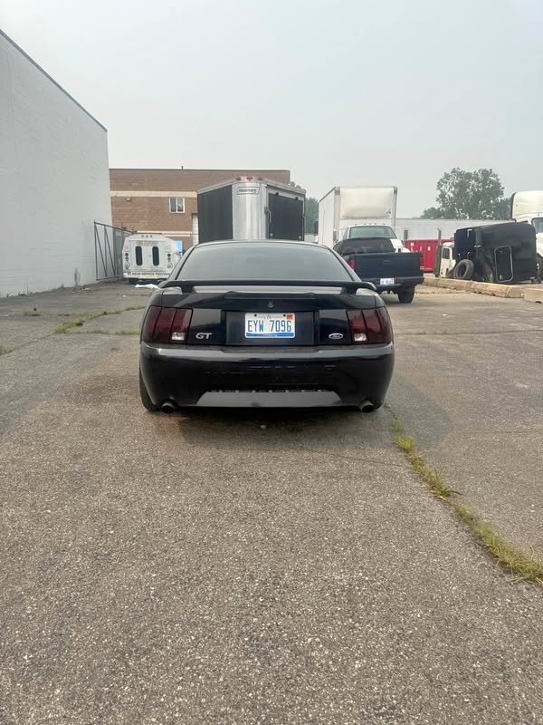 2002 Ford Mustang - GT