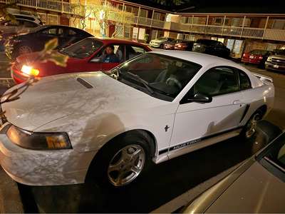 2002 Ford Mustang - Coupe 2D