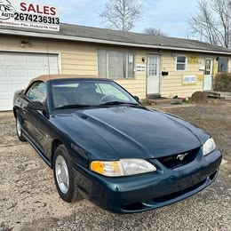 1995 Ford Mustang V6 convertible