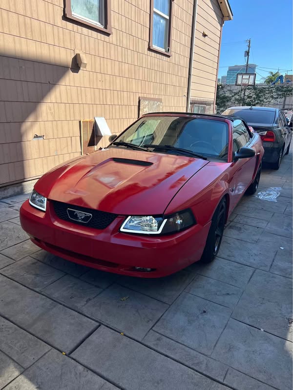 2001 Ford Mustang - GT Convertible 2D