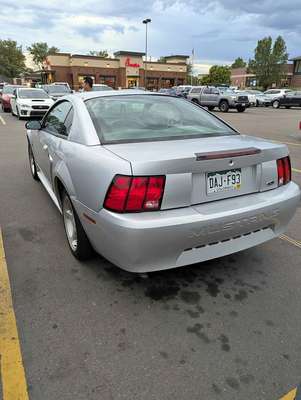 2001 Ford Mustang