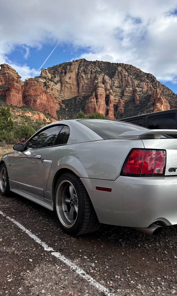 2001 Ford Mustang - GT Premuim