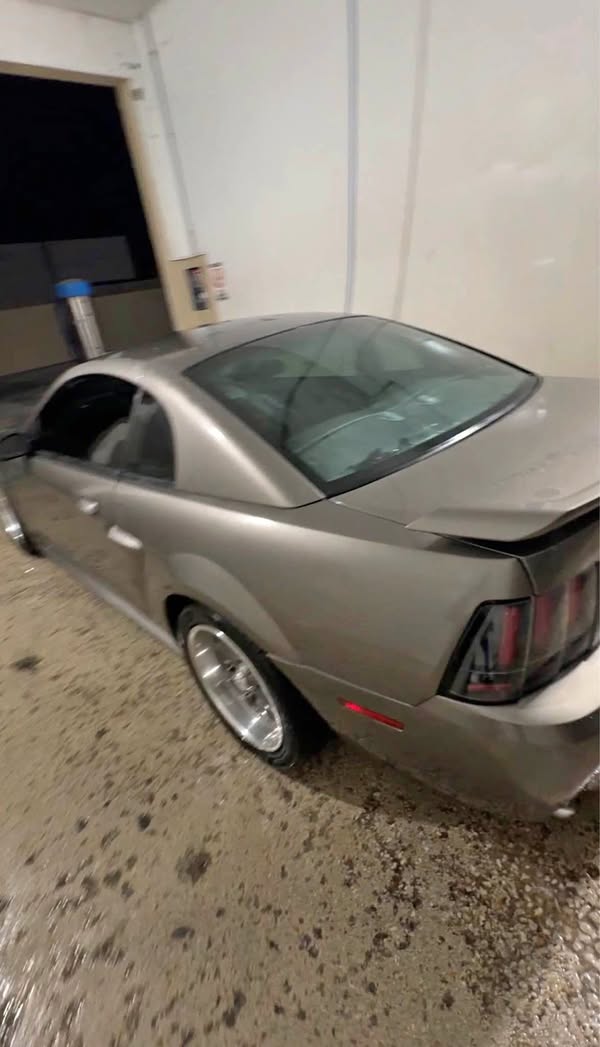 2002 Ford Mustang - Gt