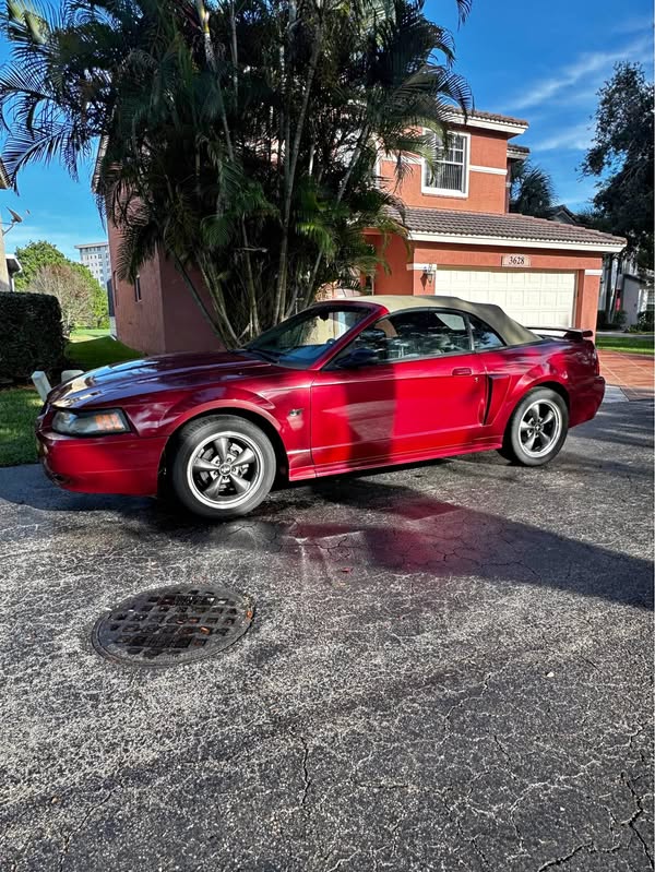 2003 Ford Mustang - GT Deluxe Convertible 2D