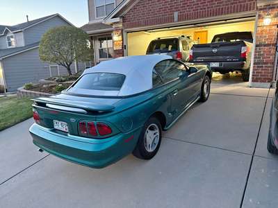 1996 Ford Mustang - V6 Convertible 2D