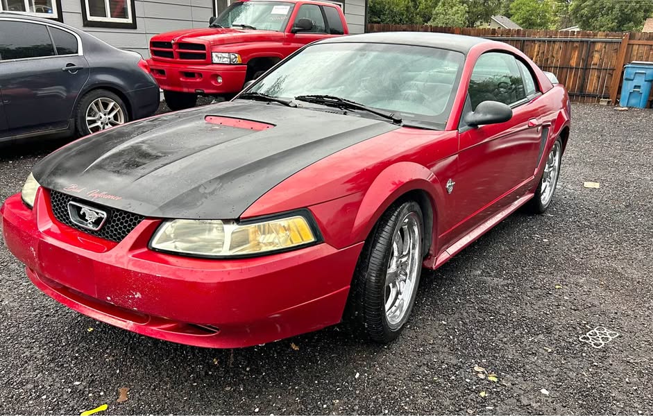 1999 Ford Mustang - Coupe 2D