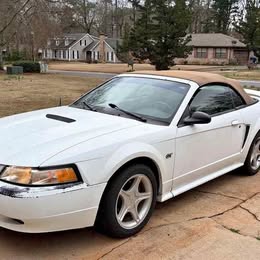 2000 Ford Mustang
