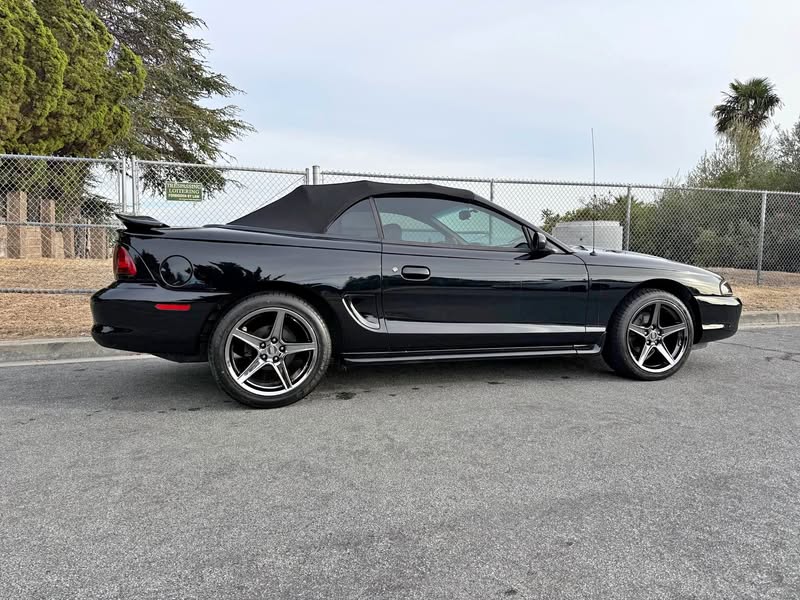 1998 Ford Mustang