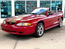 1997 Ford Mustang GT 2dr Convertible