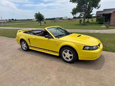 2001 Ford Mustang