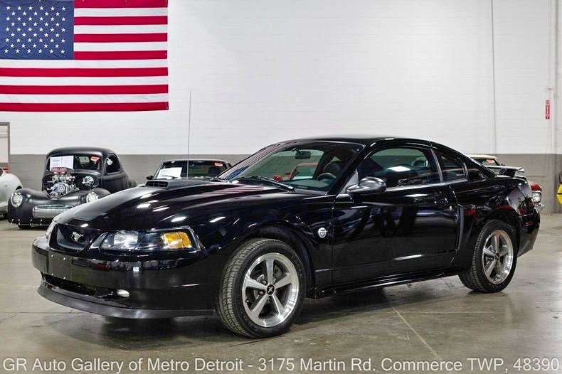 2004 Ford Mustang Mach 1