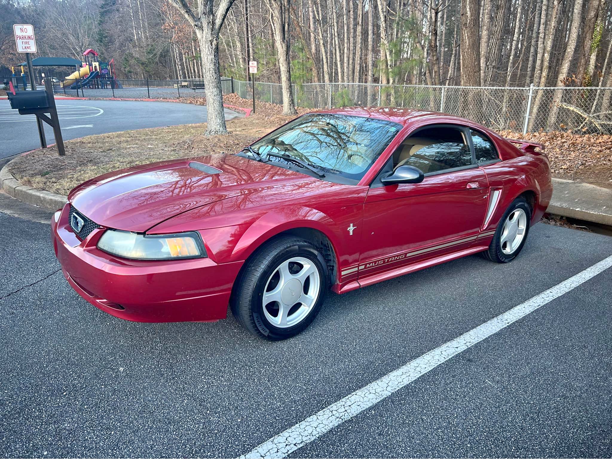 2001 Ford Mustang - V6 Coupe 2D