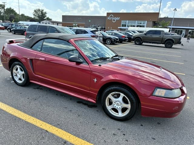 2003 Ford Mustang