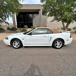 2004 Ford Mustang