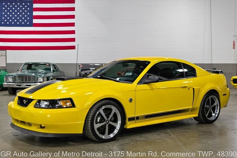 2004 Ford Mustang Mach 1