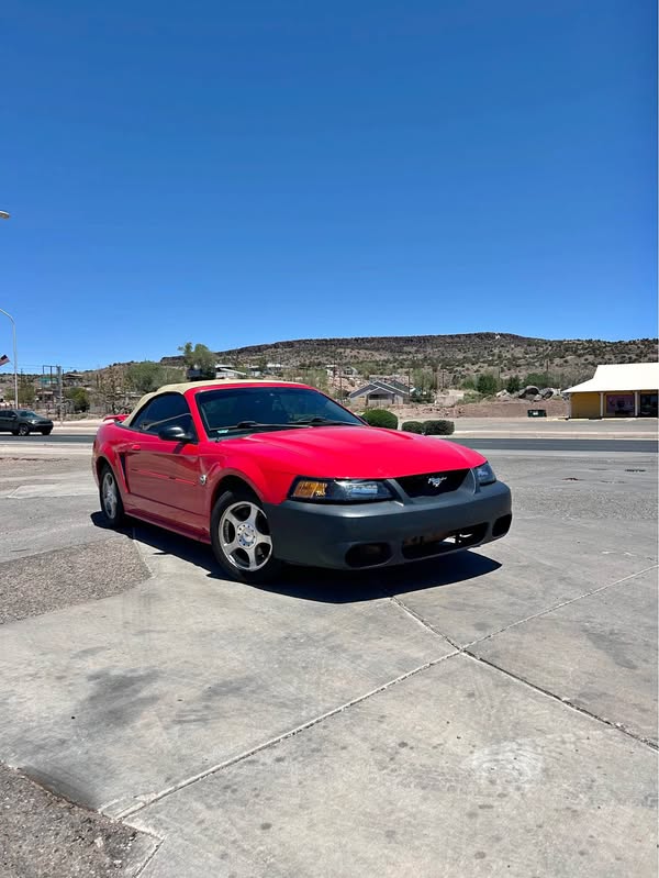 2004 Ford Mustang MACH-E
