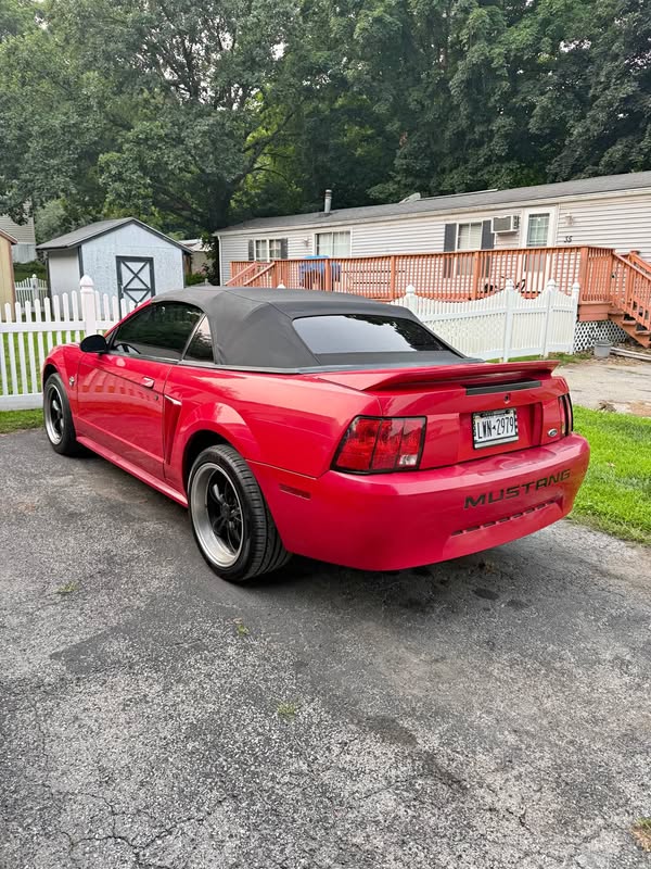 1999 Ford Mustang - Convertible 2D