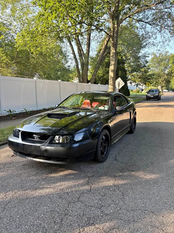 2002 Ford Mustang - GT