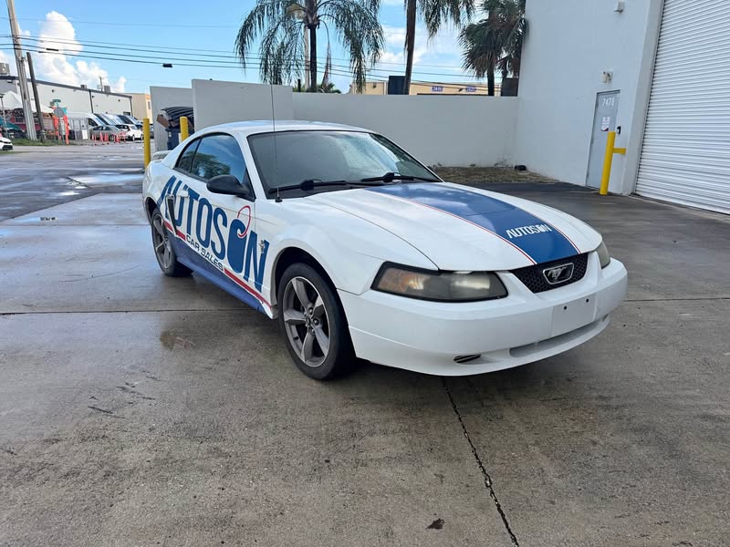 2003 Ford Mustang