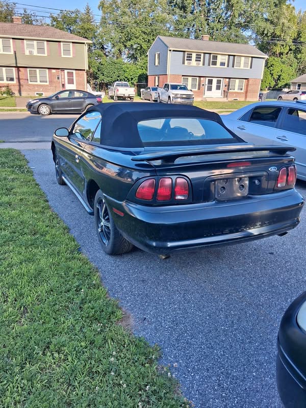 1998 Ford Mustang - GT Convertible 2D