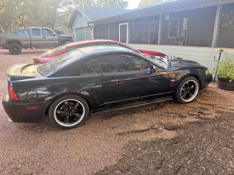 2002 Ford Mustang - GT