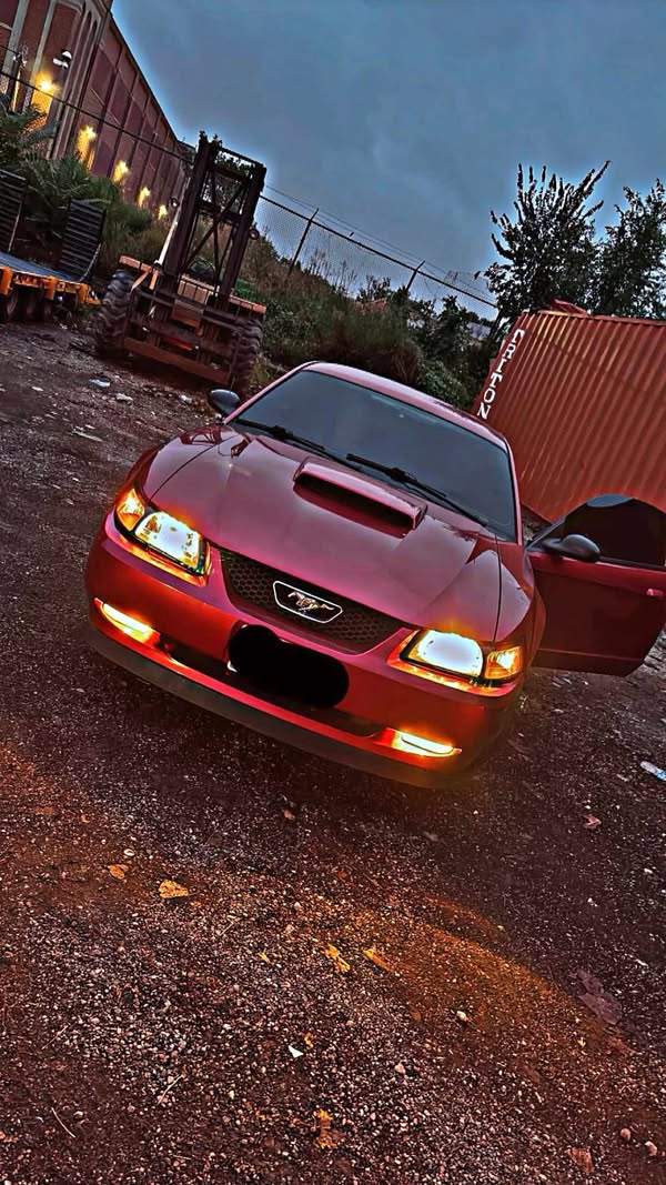 2002 Ford Mustang - GT Deluxe Coupe 2D