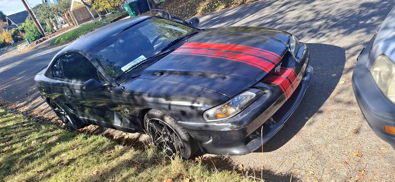 1998 Ford Mustang - V6 Coupe 2D