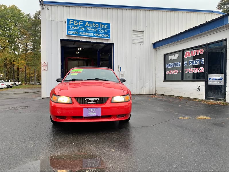2004 Ford Mustang - Deluxe Convertible 2D