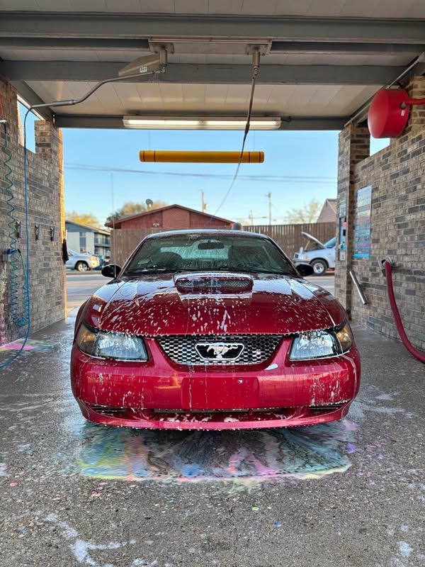 2004 Ford Mustang - Coupe 2D
