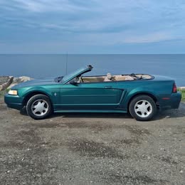 2000 Ford Mustang - Convertible 2D