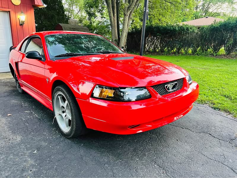 2001 Ford Mustang - Coupe 2D