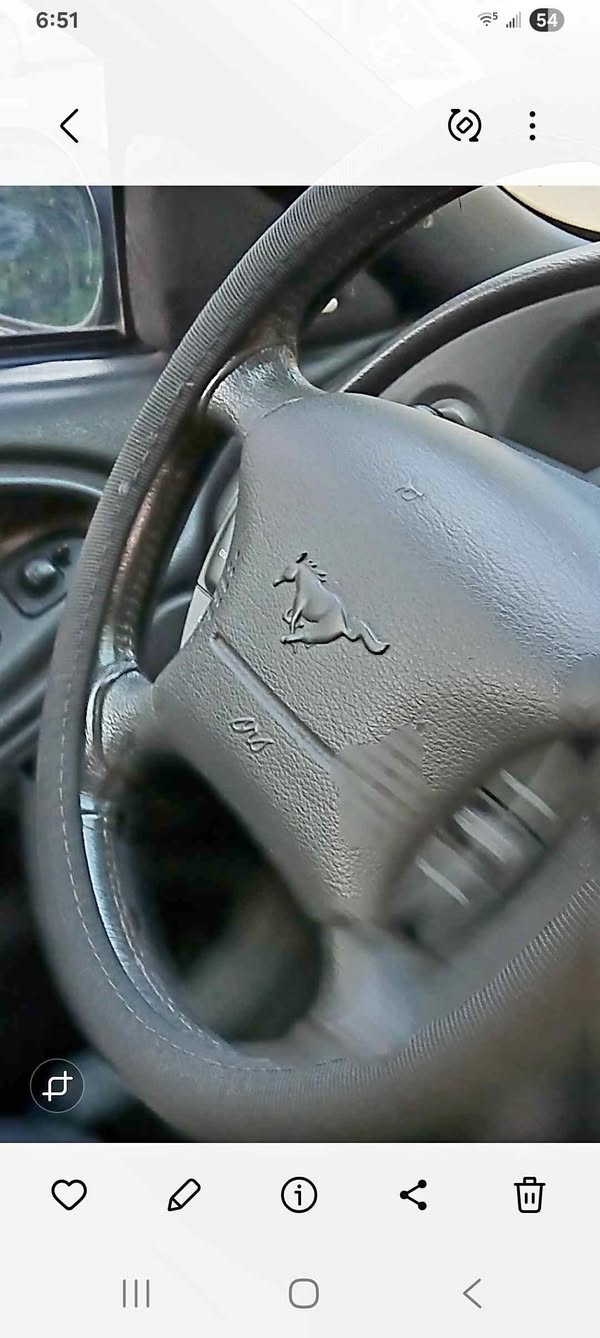 2002 Ford Mustang - Coupe 2D