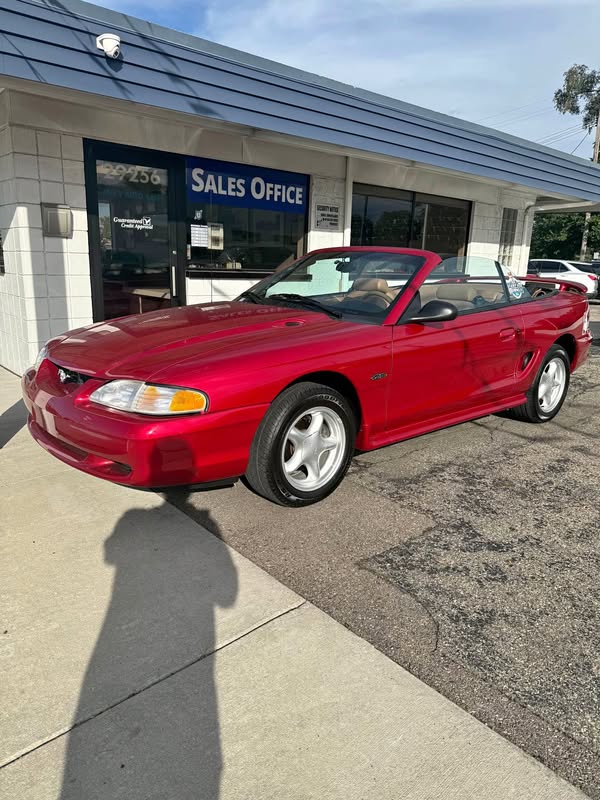 1997 Ford Mustang - Convertible 2D