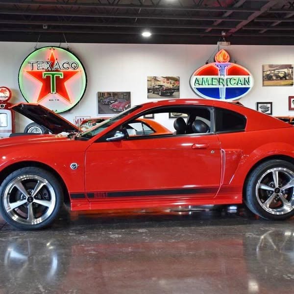 2004 Ford Mustang Mach 1 Premium Coupe 2D