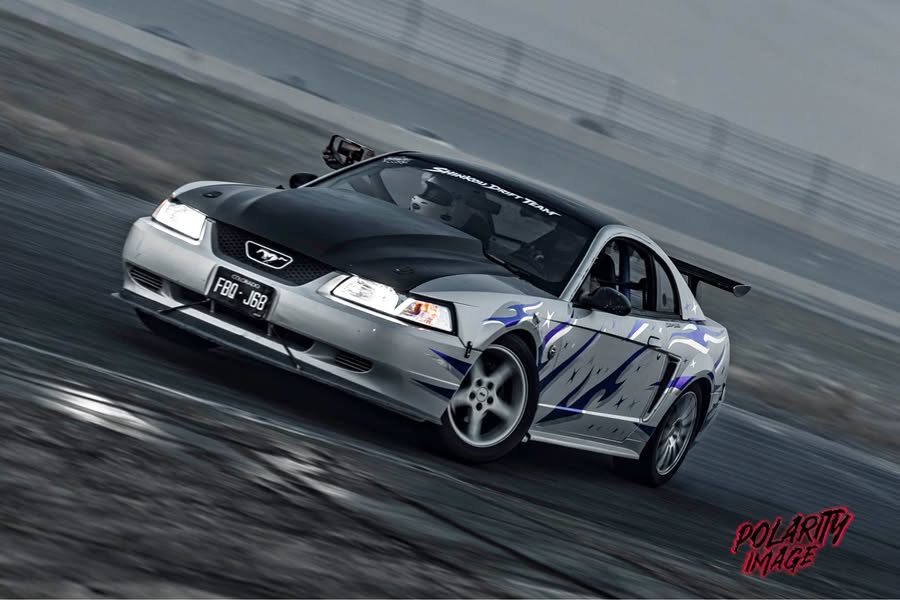 2004 Ford Mustang