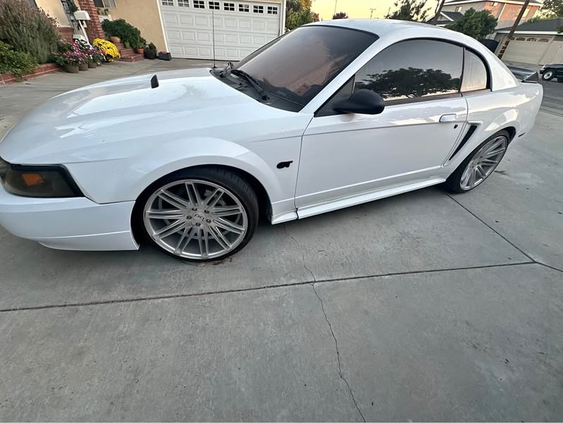 2000 Ford Mustang - GT Coupe 2D