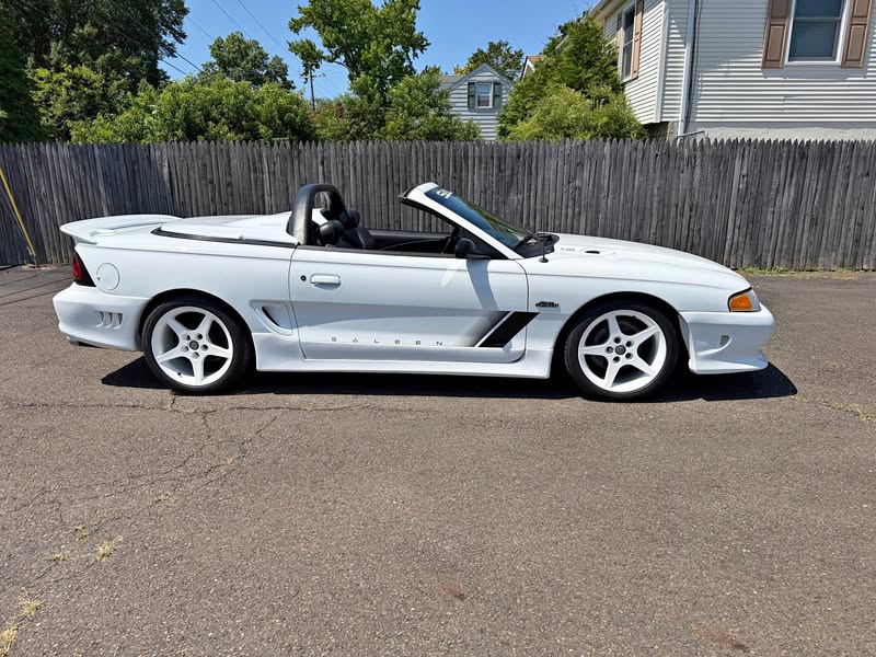 1996 Ford Mustang - Saleen