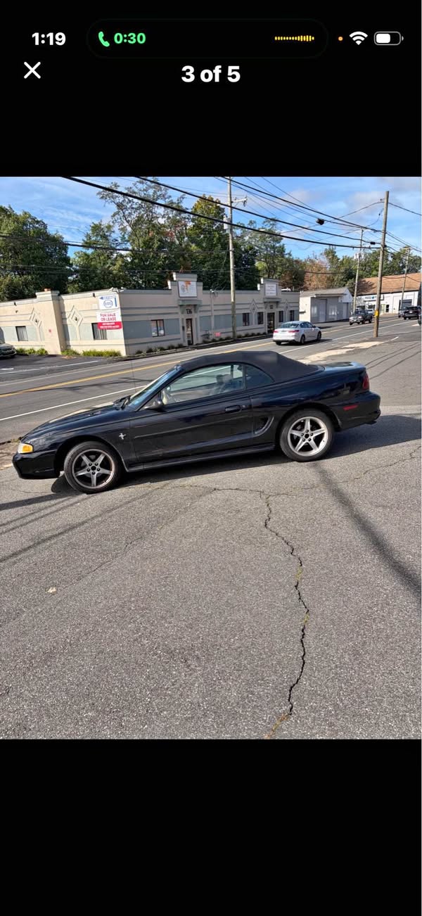 1997 Ford Mustang - V6 Convertible 2D