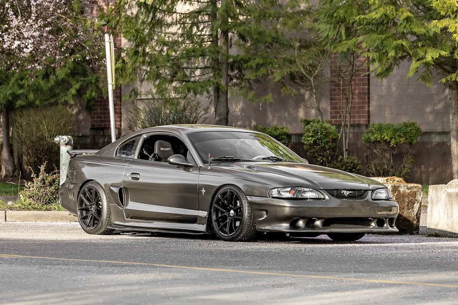 1998 Ford Mustang - V6