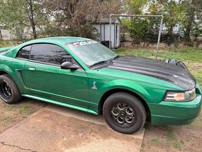 2000 Ford Mustang - Coupe 2D