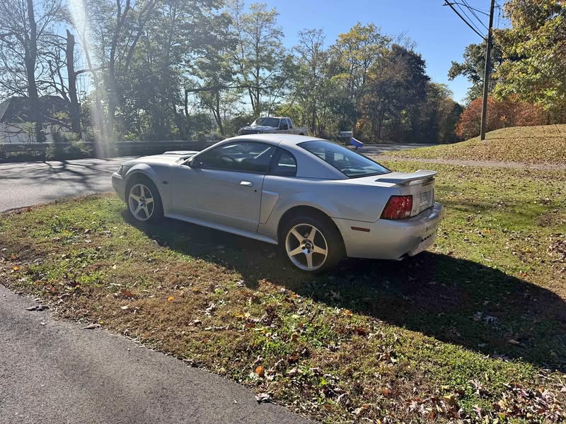 2002 Ford Mustang - Coupe 2D