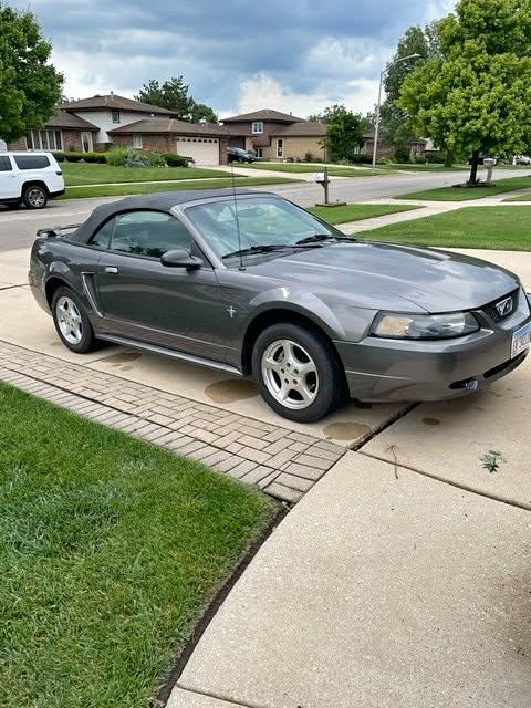 2003 Ford Mustang