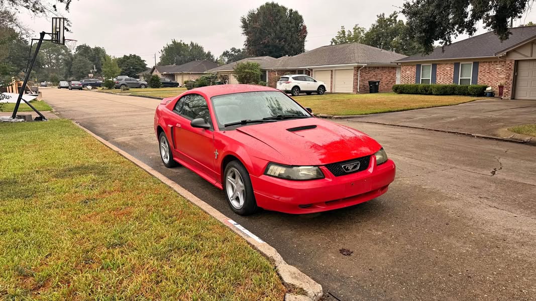 2002 Ford Mustang - GT