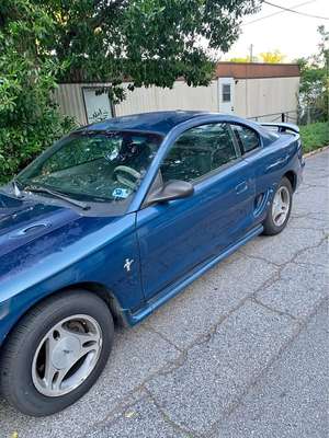 1998 Ford Mustang - V6 Coupe 2D