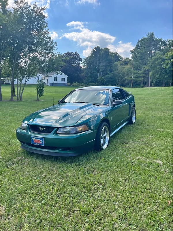 2003 Ford Mustang - Base