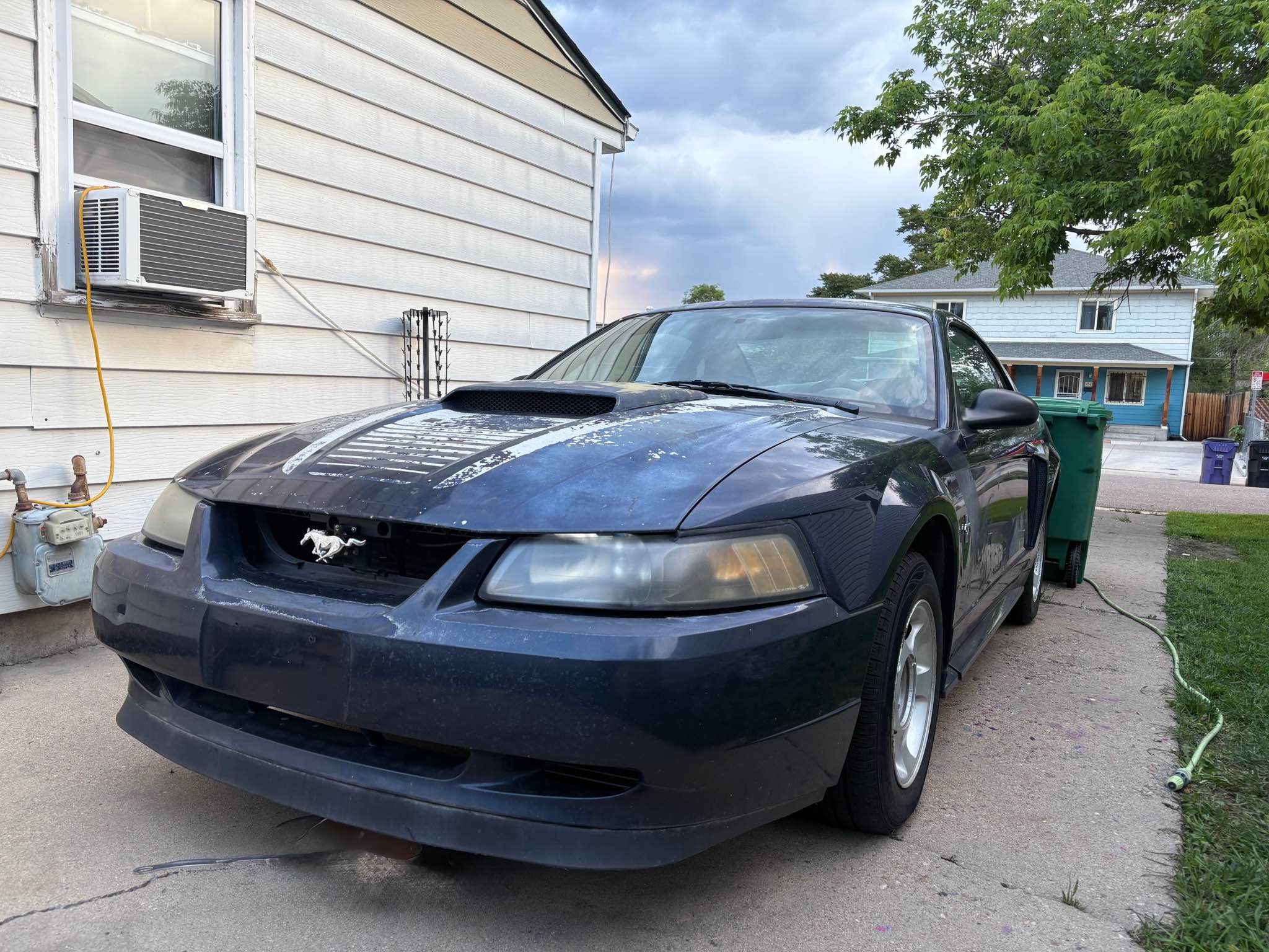 2001 Ford Mustang - Coupe 2D