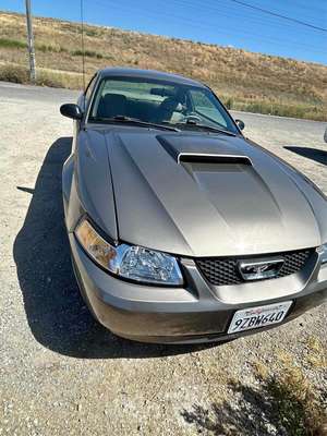 2002 Ford Mustang