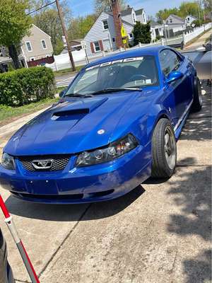 2000 Ford Mustang - V6 Coupe 2D