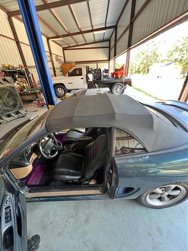 1995 Ford Mustang - Convertible 2D