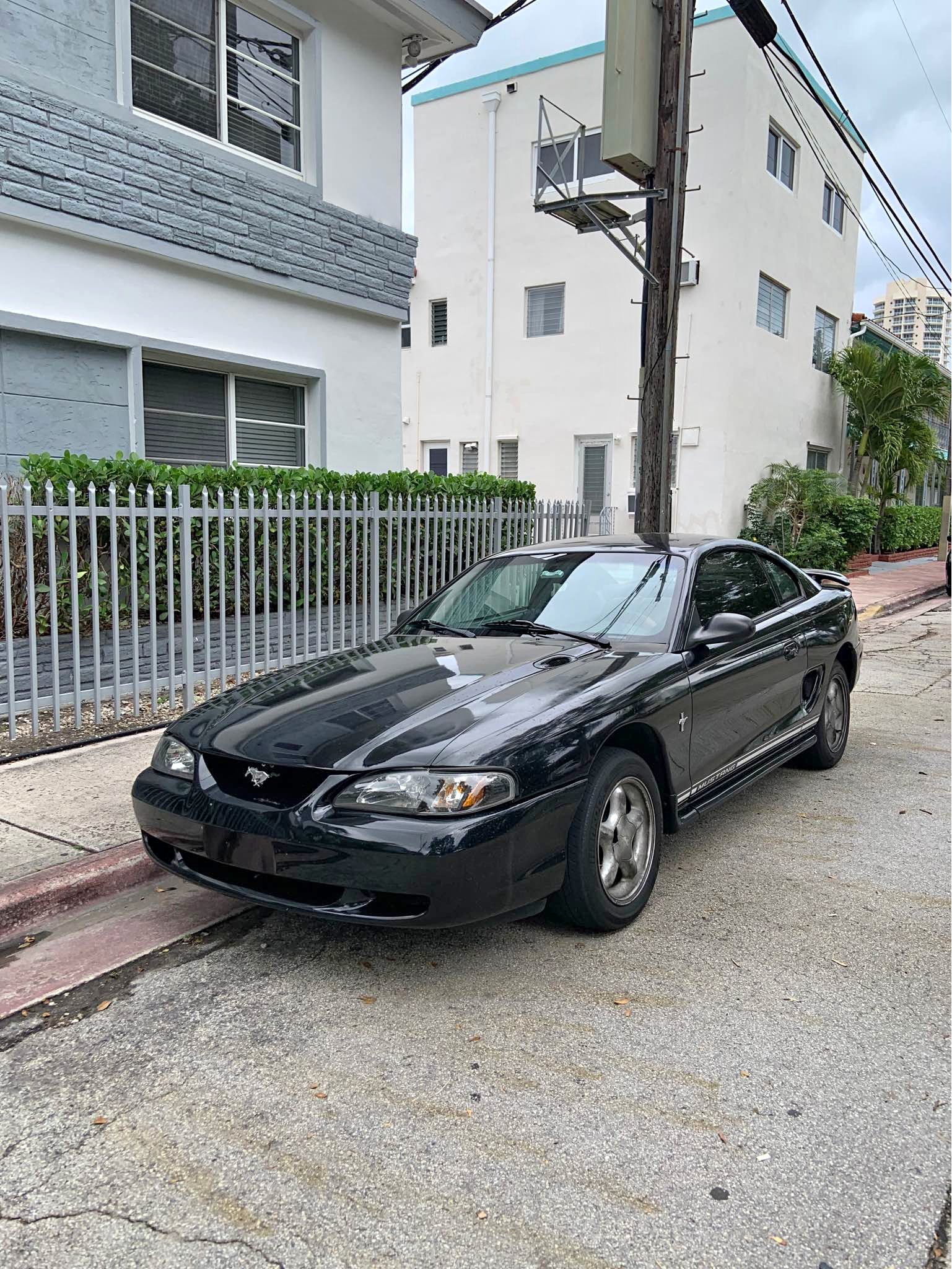 1998 Ford Mustang - V6 Coupe 2D